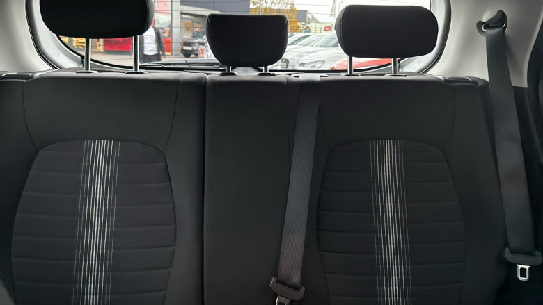 Hyundai i10 1.0 MPi SE Connect 5dr Petrol Hatchback